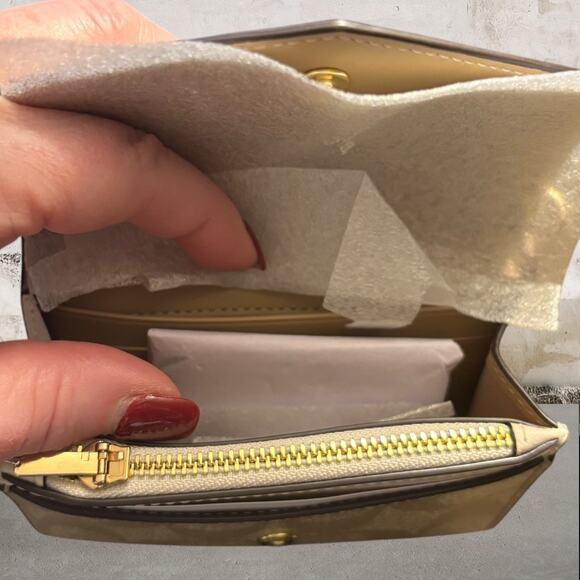 Coach NWT Mini Envelope Wallet With Strap In Signature Canvas - Picture 5 of 5